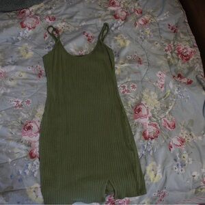 Green bodycon dress